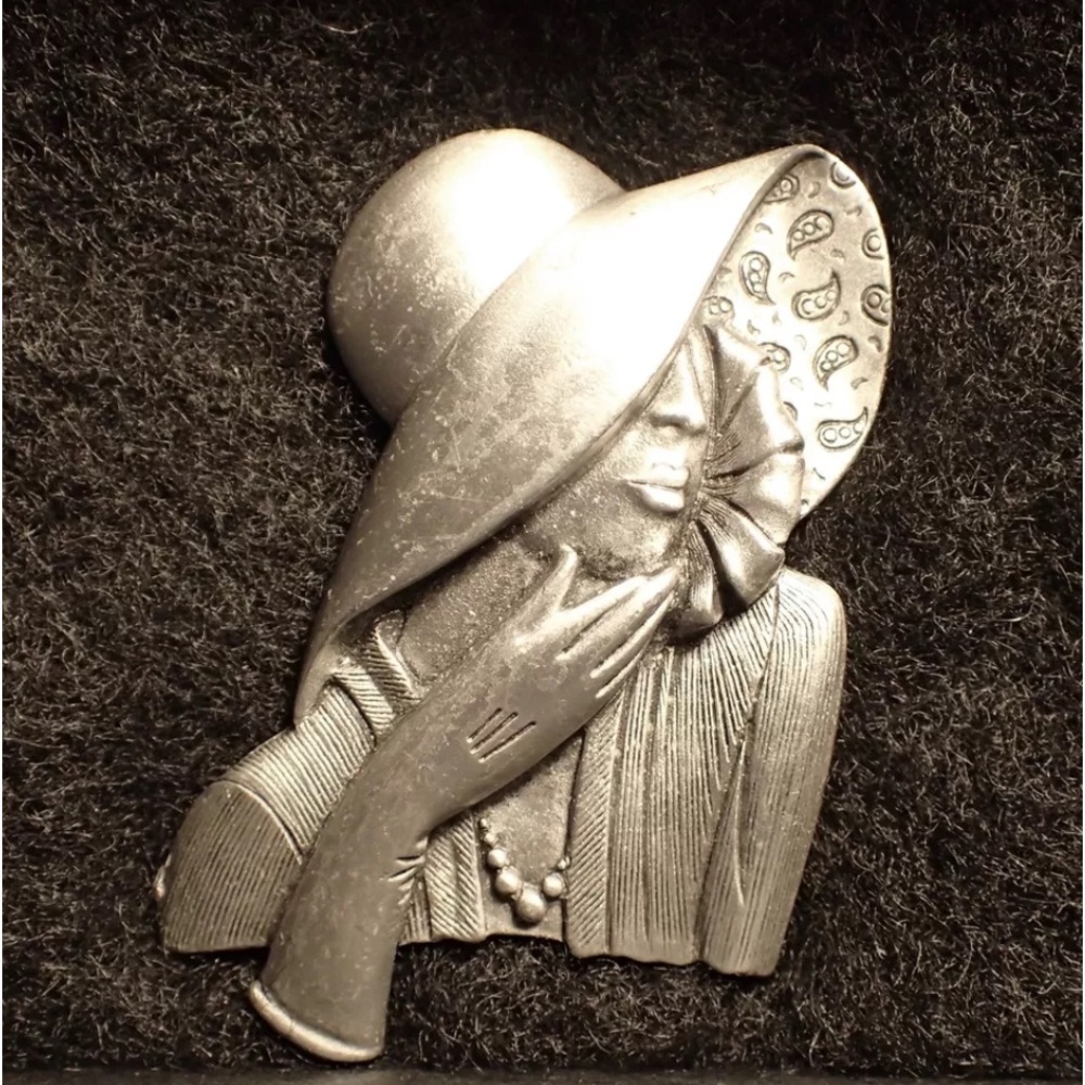 Vintage JJ Jonette Jewelry Company Pewter Lady wearing a Hat Pin Brooch